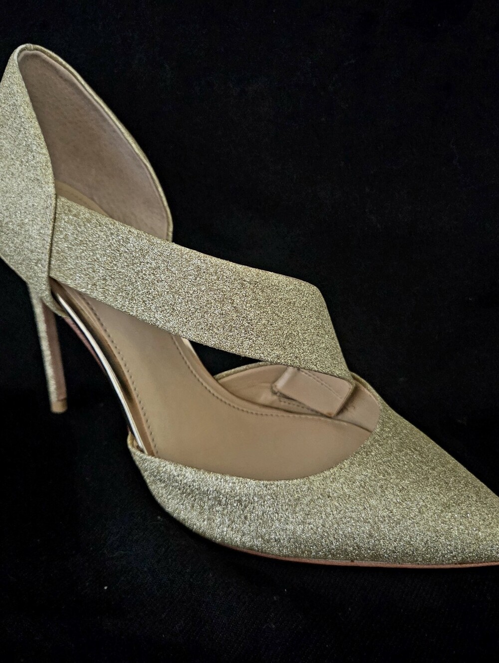 Vince Camuto Imagine Oya Cross Strap Heels Soft Gold Sparkle/Glitter Women’s 8M